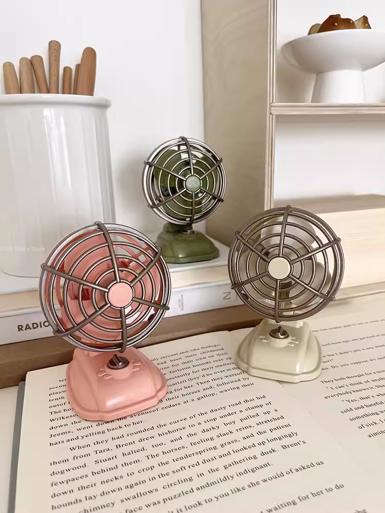 Retro Desktop Small Fan USB Ch - Office Furniture Equipment recensie en prijs